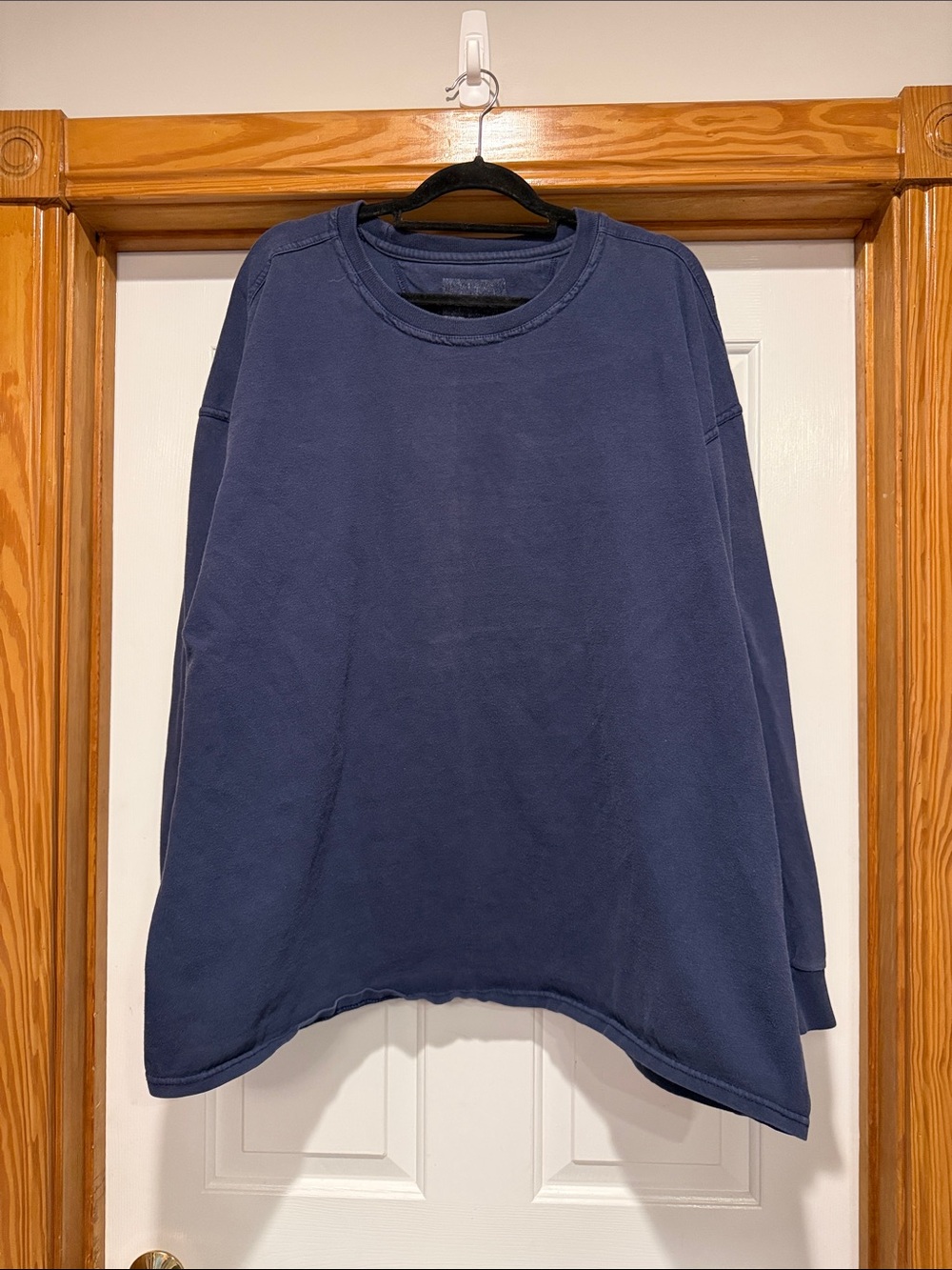 Men's Crewneck Sweater in Deep Navy